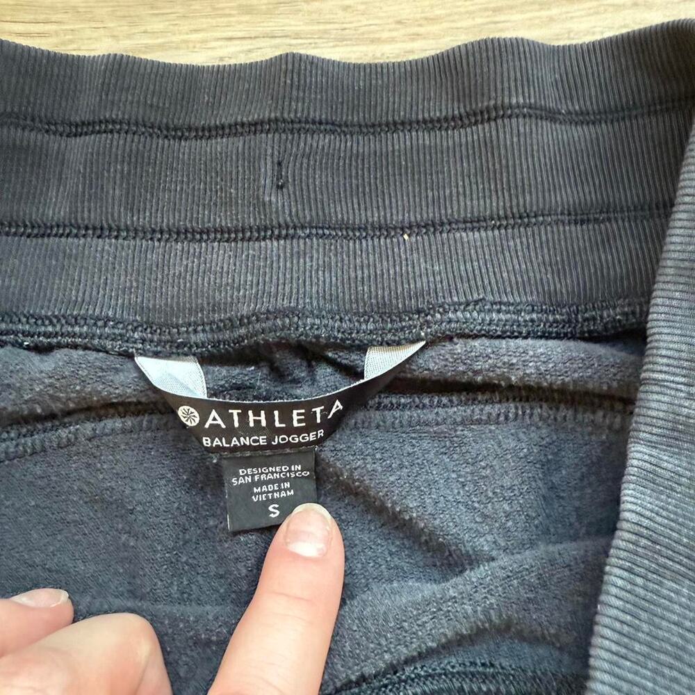 Charcoal grey athleta grey balance jogger size small - Picture 2 of 4